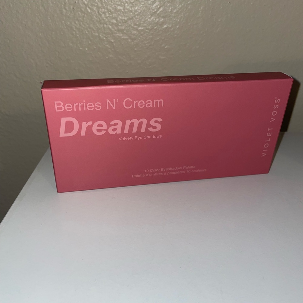 Violet Voss Berries N’ cream Dreams